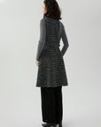 Women's checkered vest jacket: A charming fashion option