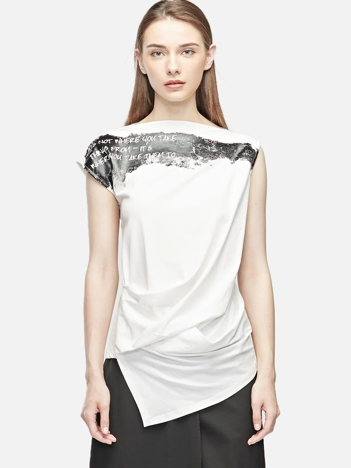 Artistic Print Sleeveless T-Shirt