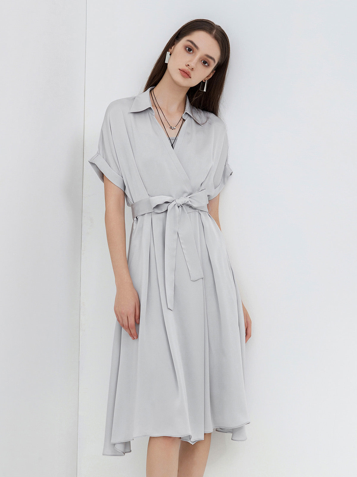 V-neck Elegant Fluid Shirt Dress