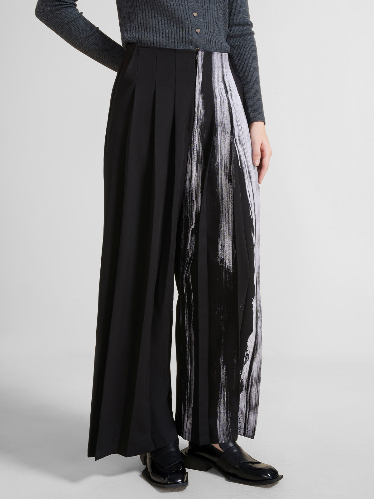 Pleated Wide Leg Pants