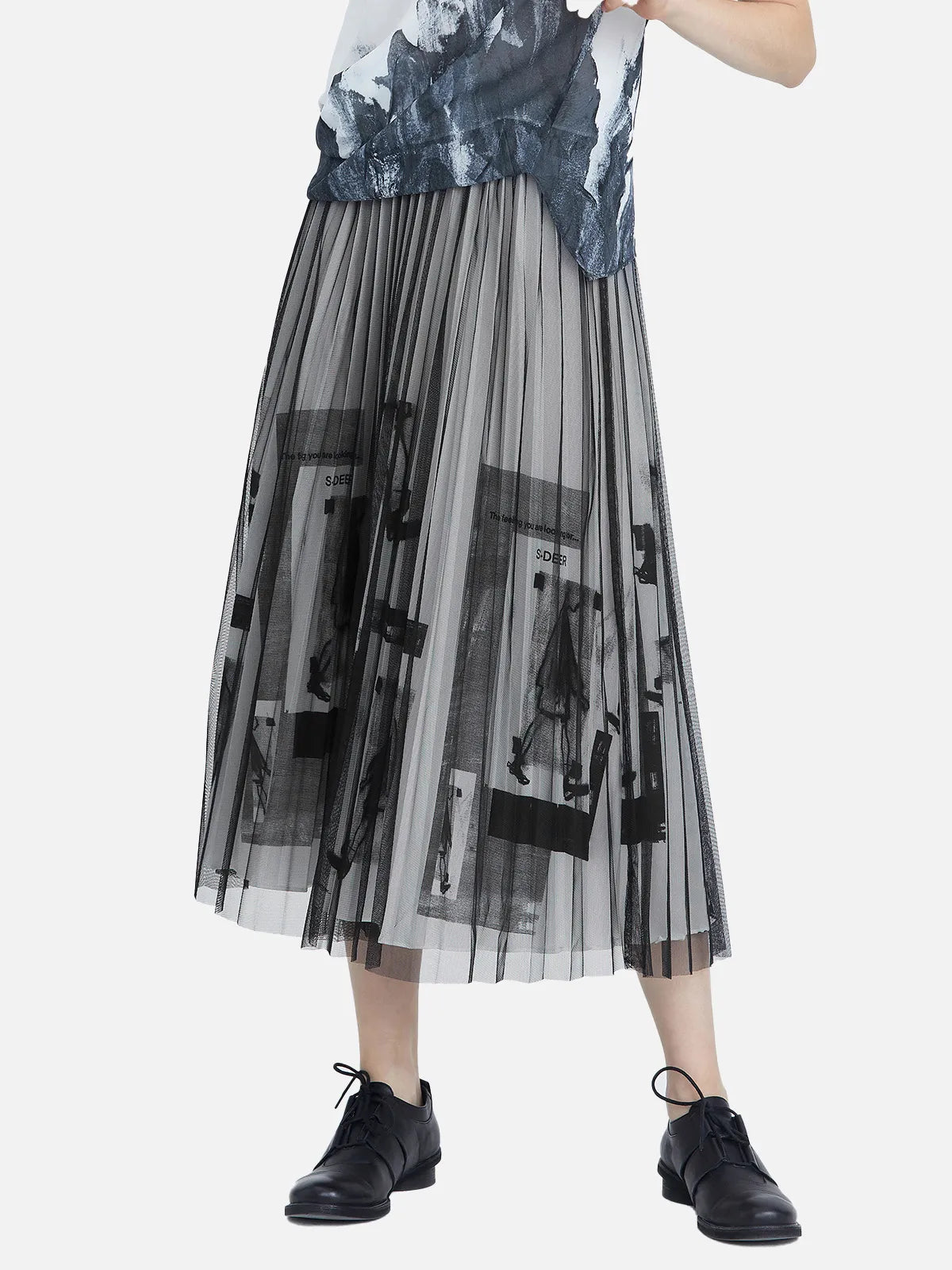 Letter-Print Mesh Pleated Midi Skirt