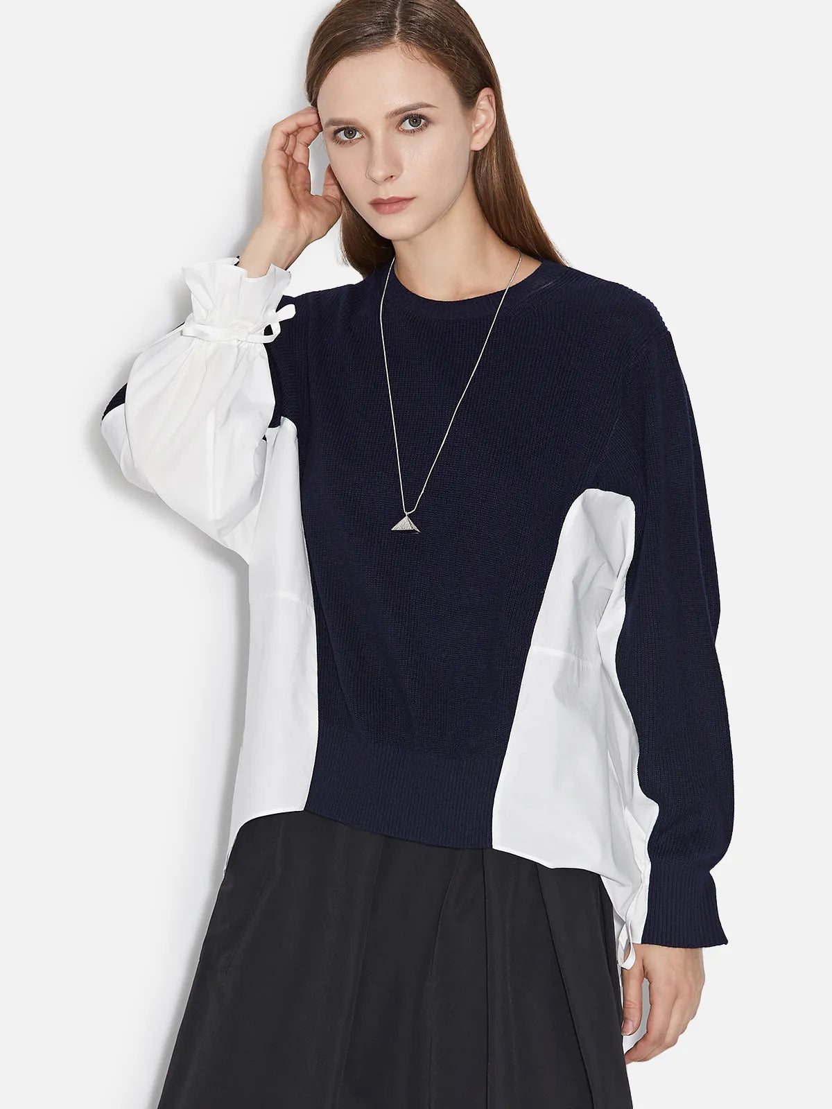 Loose Round Neck Contrast Stitching Long-Sleeved Sweater