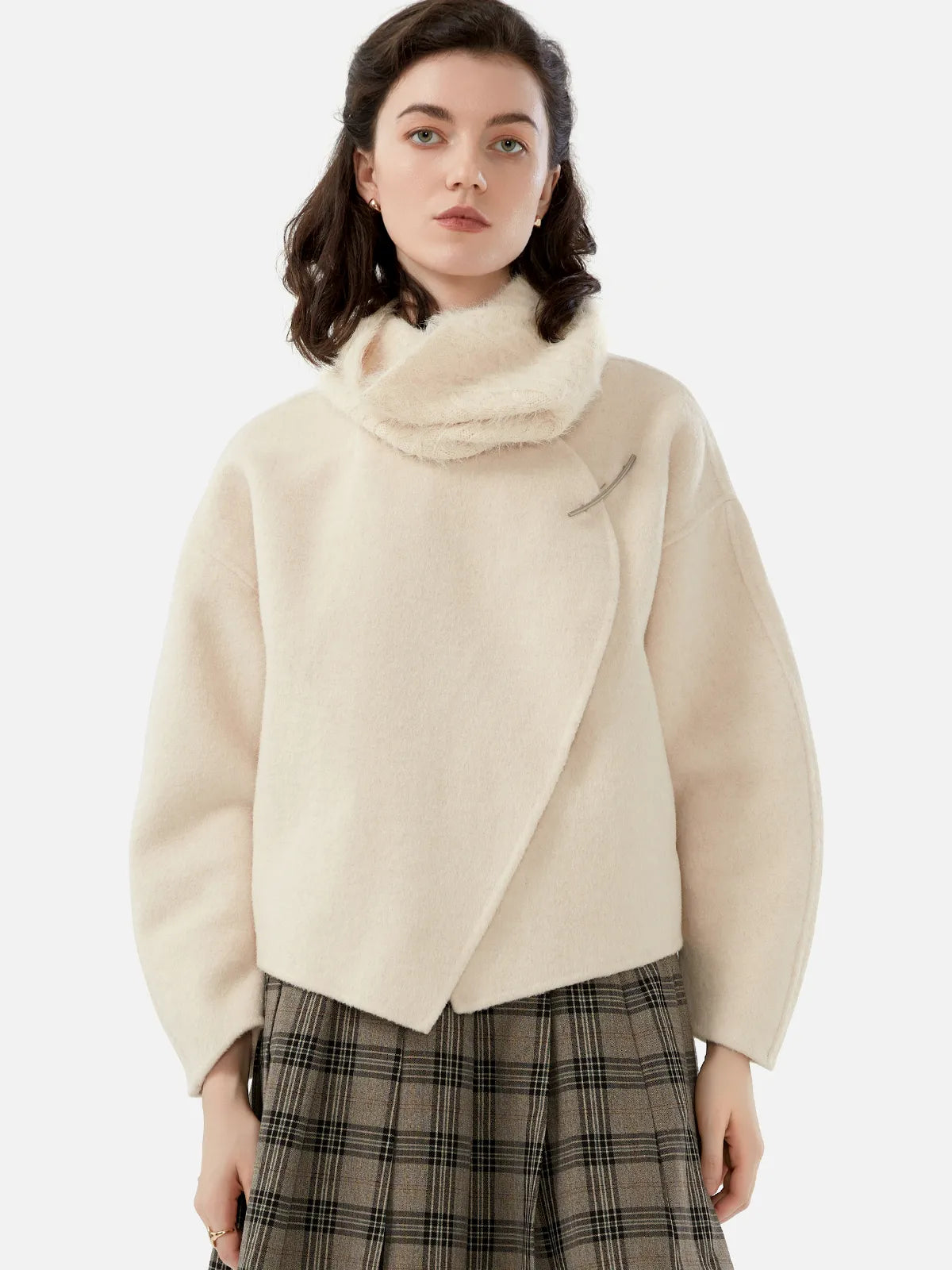 Cropped Woolen Jacket With Scarf