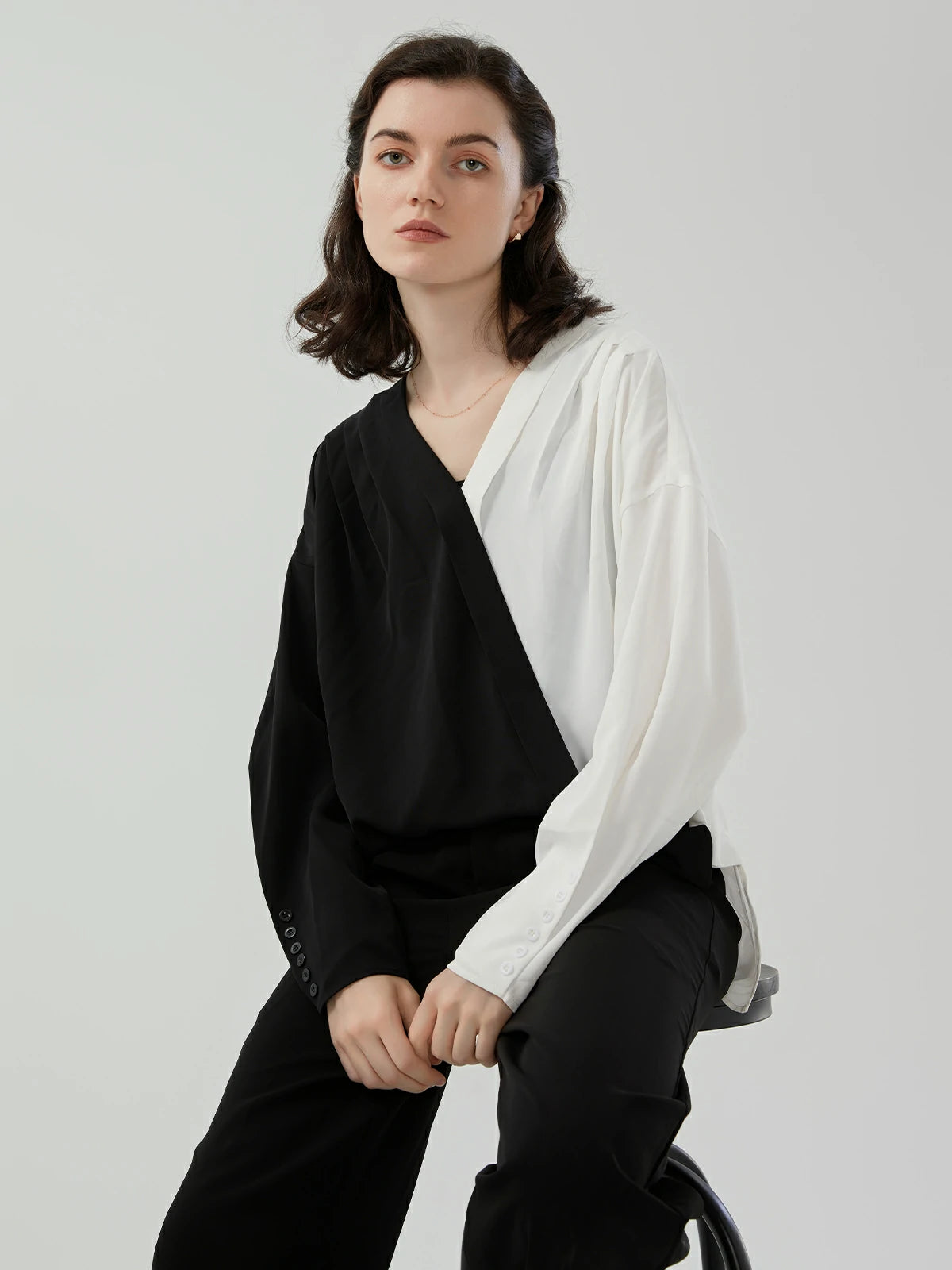 Stylish Chiffon Blouse for Versatile Dressing