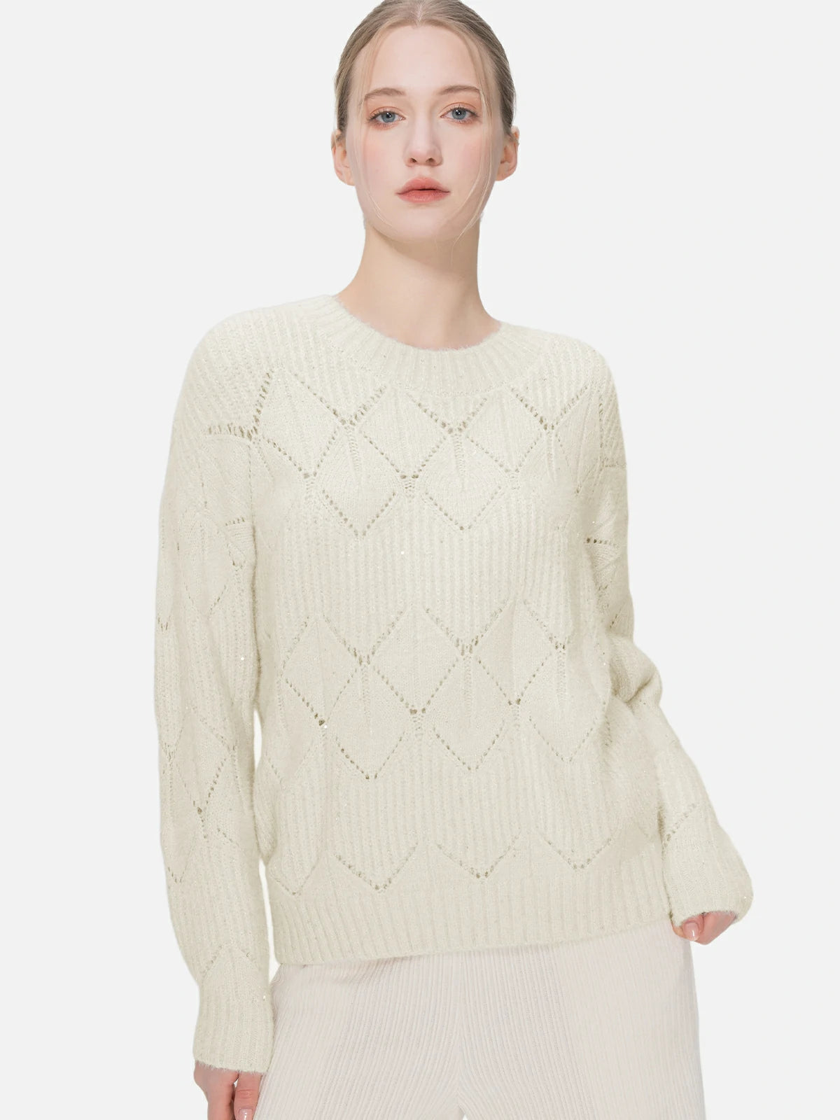 Elegant and comfortable sweater for women with a unique blend of fashion and warmth.