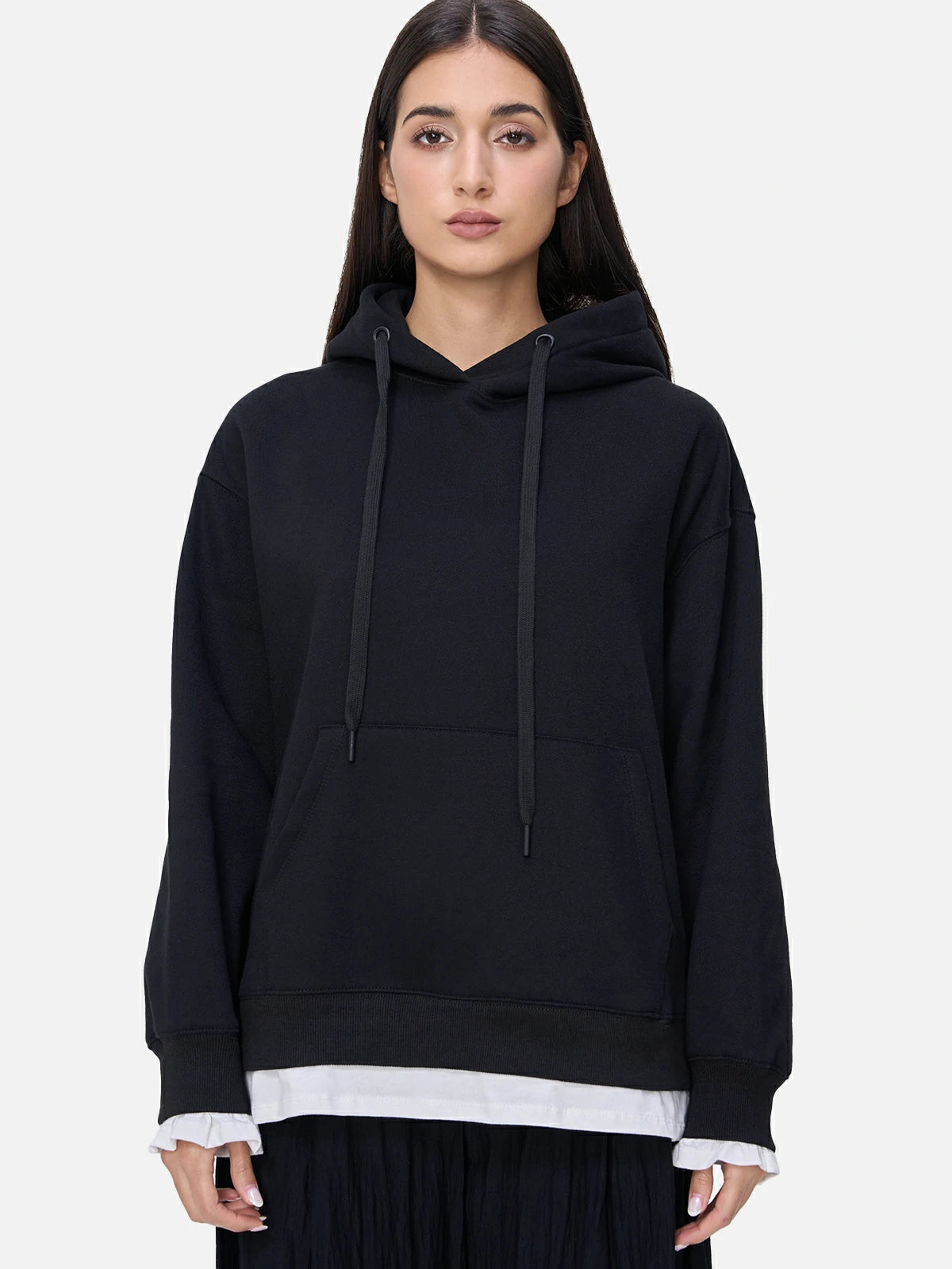 Fashionable black loose-fitting hooded sweatshirt 