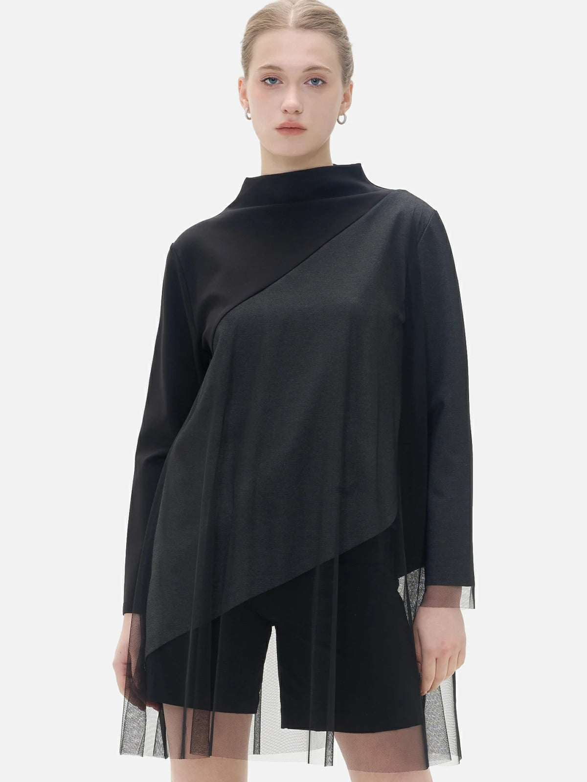 Stylish half-high collar women&#39;s black-gray color block top