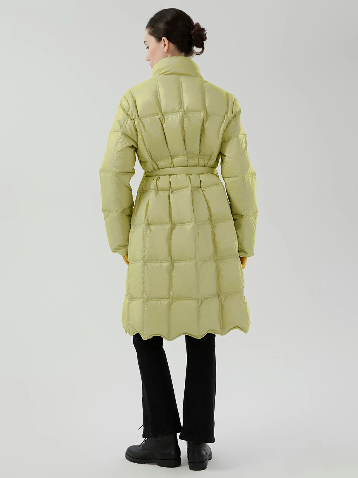 Women&#39;s outerwear with a belted design for a personalized fit