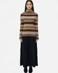 Contemporary Color-Contrast Knitwear for Stylish Comfort