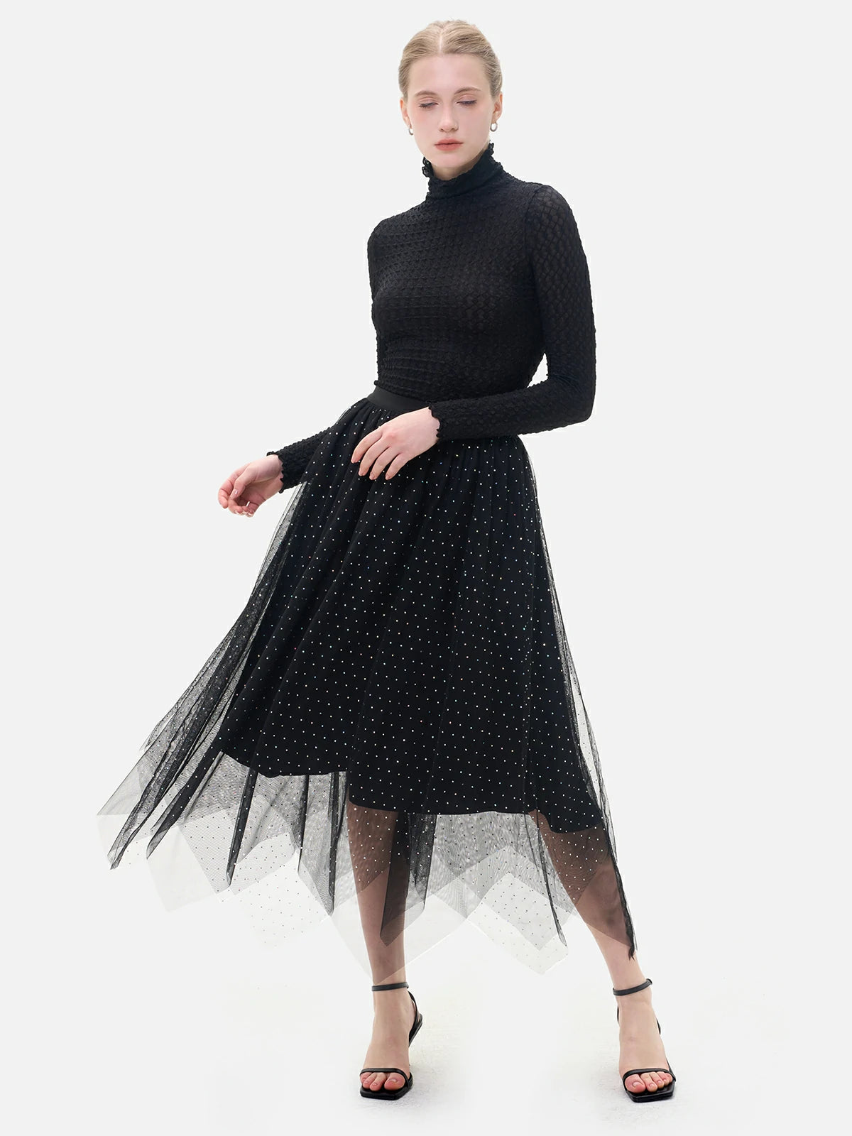 Elegant and charming black sequin midi skirt