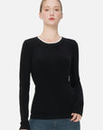 Fashionable design of the black round-neck slim-fit knit sweater