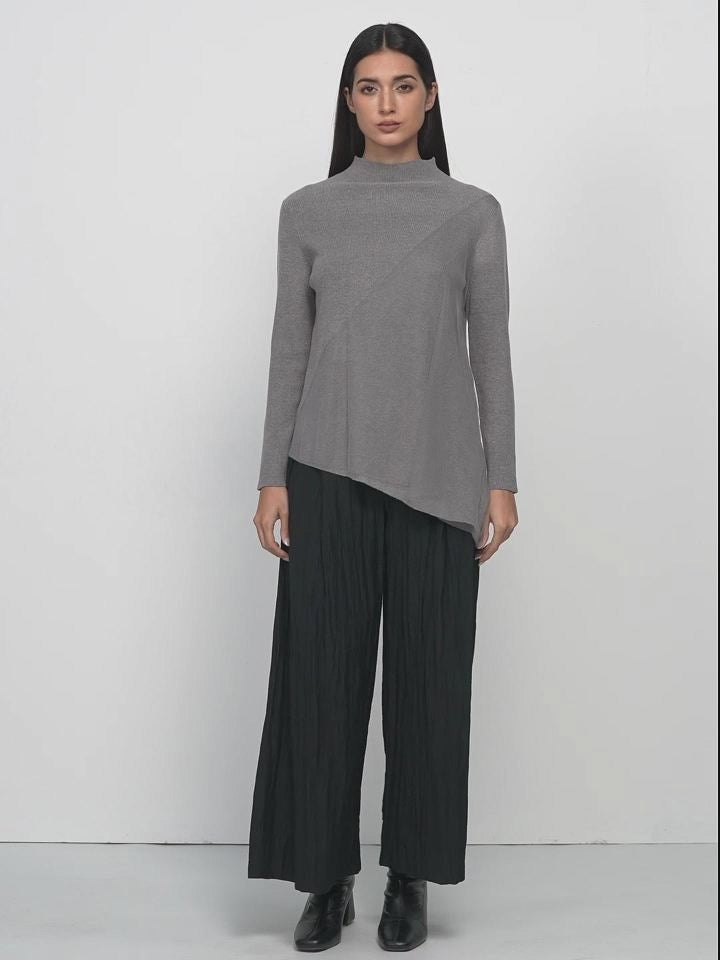 Outstanding design, gray semi-turtleneck sweater with asymmetric hem