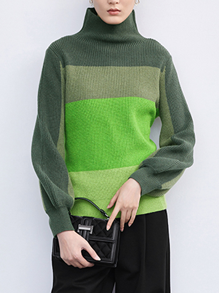 Gradient Color Back Bow Tie Sweater