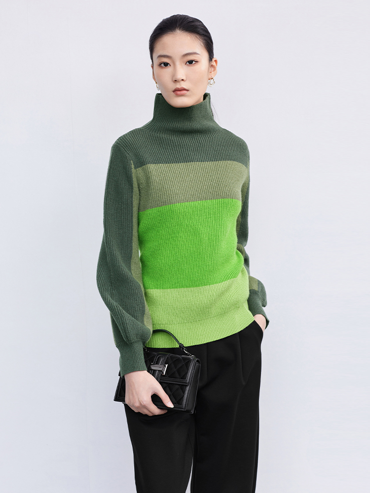 Gradient Color Back Bow Tie Sweater