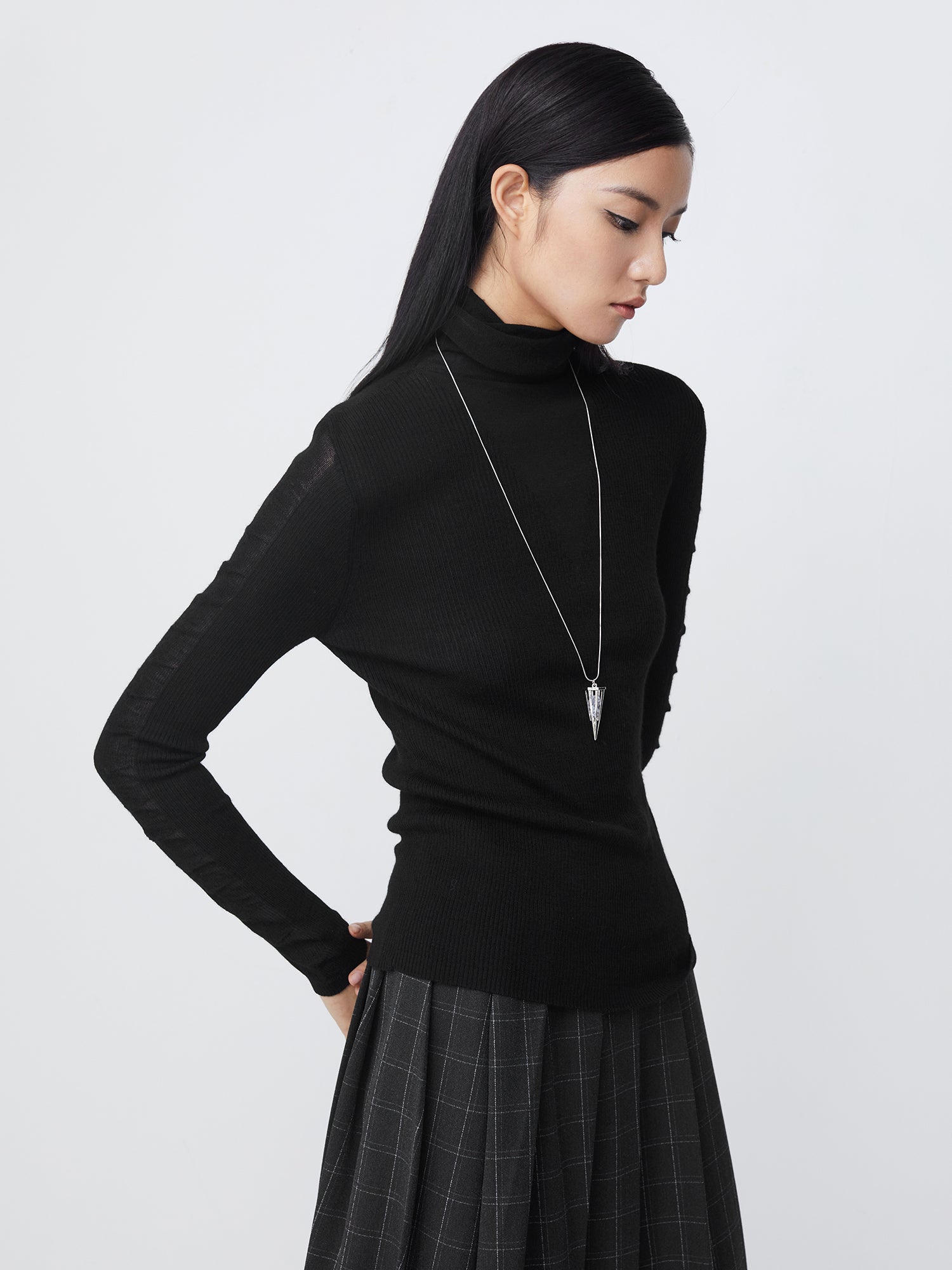 Simple High-Neck Slim-Fit Basic Bottoming Knitted Sweater