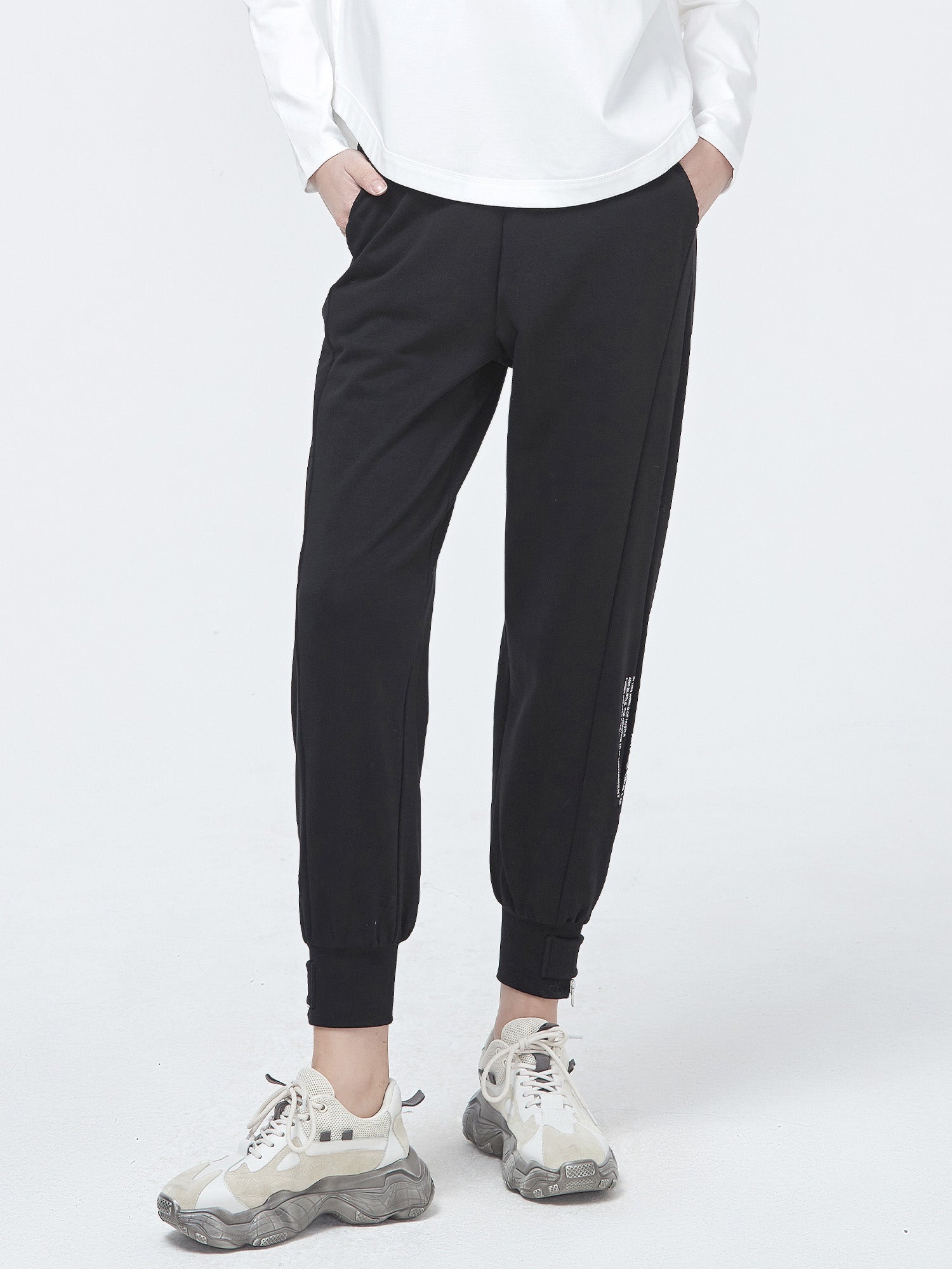 Black Sports Cropped Pants - S·DEER