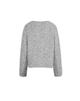 Suéter gris grueso de lana texturizada con cuello redondo informal